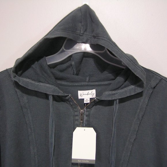 WONDERLY OVERSIZED HOODIE MEDIUM - Picture 7 of 11